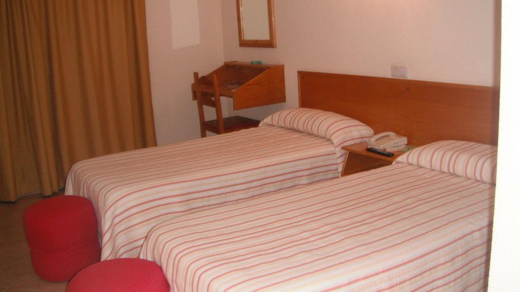 Hotel Bellavista La Puebla De Castro Pokoj fotografie